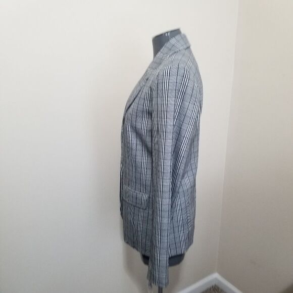 Plaid Blazer NWOT 2 - Picture 3 of 12